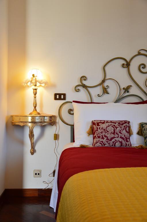 B&B Il Castello Castiglion Fibocchi Eksteriør billede