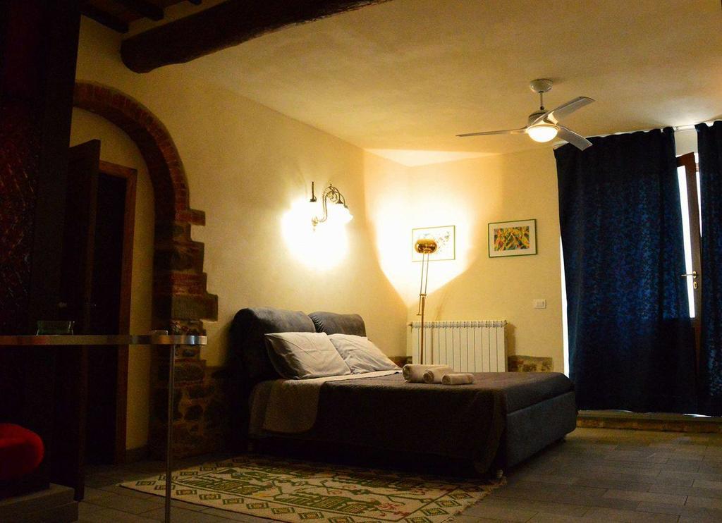 B&B Il Castello Castiglion Fibocchi Eksteriør billede